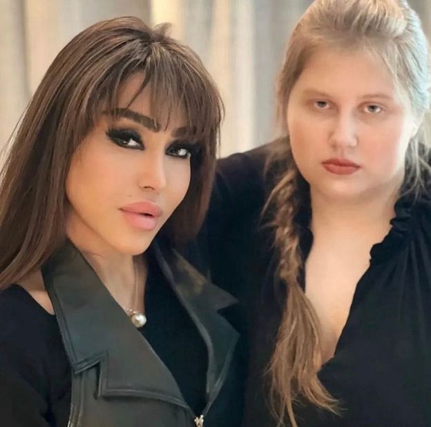 Julia Faustyna i "perskie medium" Fia Johansson