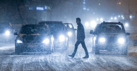 Jesteś pieszym i myślisz, że odblaski cię uratują? Możesz być w błędzie