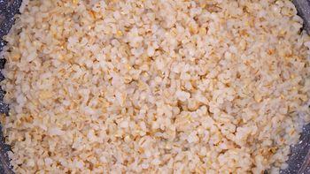 Nie omijaj w sklepie. Większość traktuje jak zapychacz, ale jelita ją uwielbiają