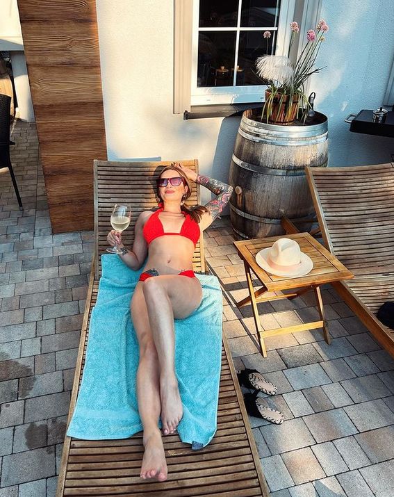 Ewelina Lisowska