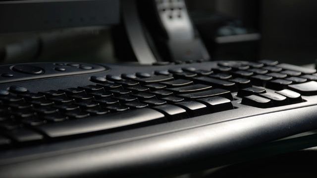 Brytyjski didżej stwierdził, że ma alergię na WiFi. Okazało się, że reklamował nową płytę 1