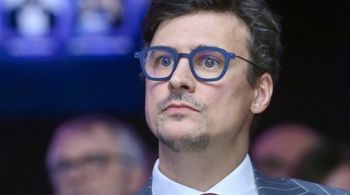 Damięcki tracił równowagę psychiczną. "Cierpiały ściany"