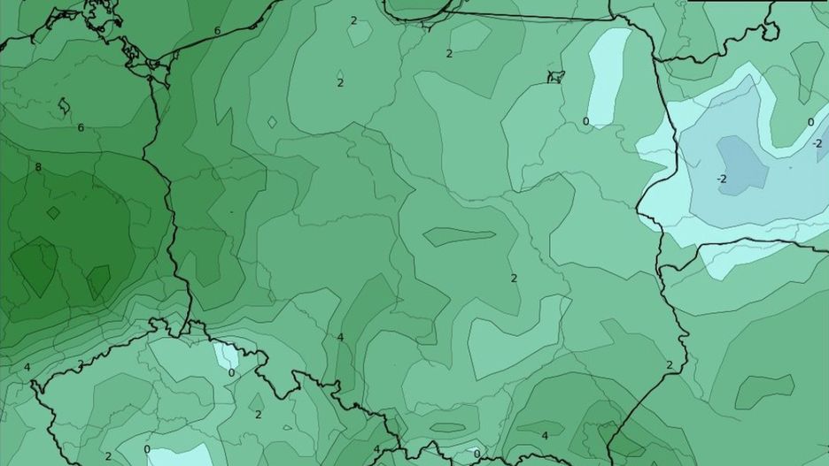 Pogoda. Piątek z wysoką temperaturą, ale gdzieniegdzie z deszczem (Fot.: wxcharts.com)