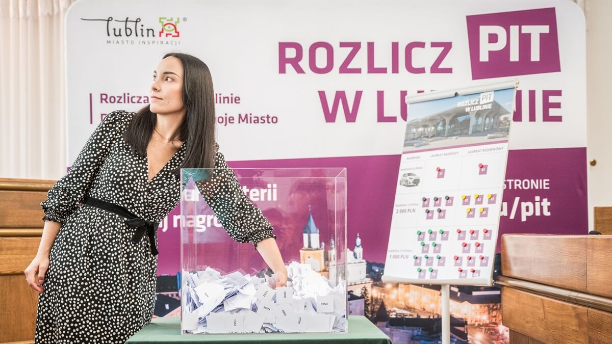 Losowanie nagród w loterii Rozlicz PIT w Lublinie