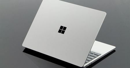 Ładny, mały i niezawodny? Test Microsoft Surface Laptop Go 2