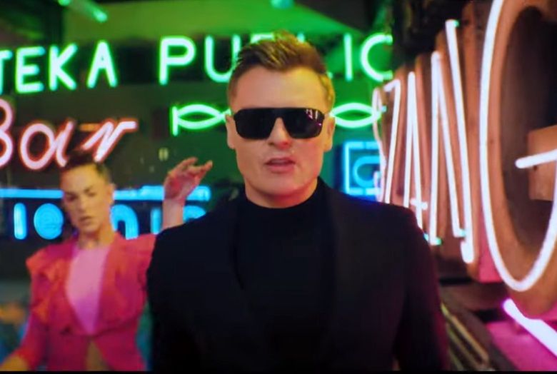 Rafał Brzozowski "The Ride" (fot. YouTube)