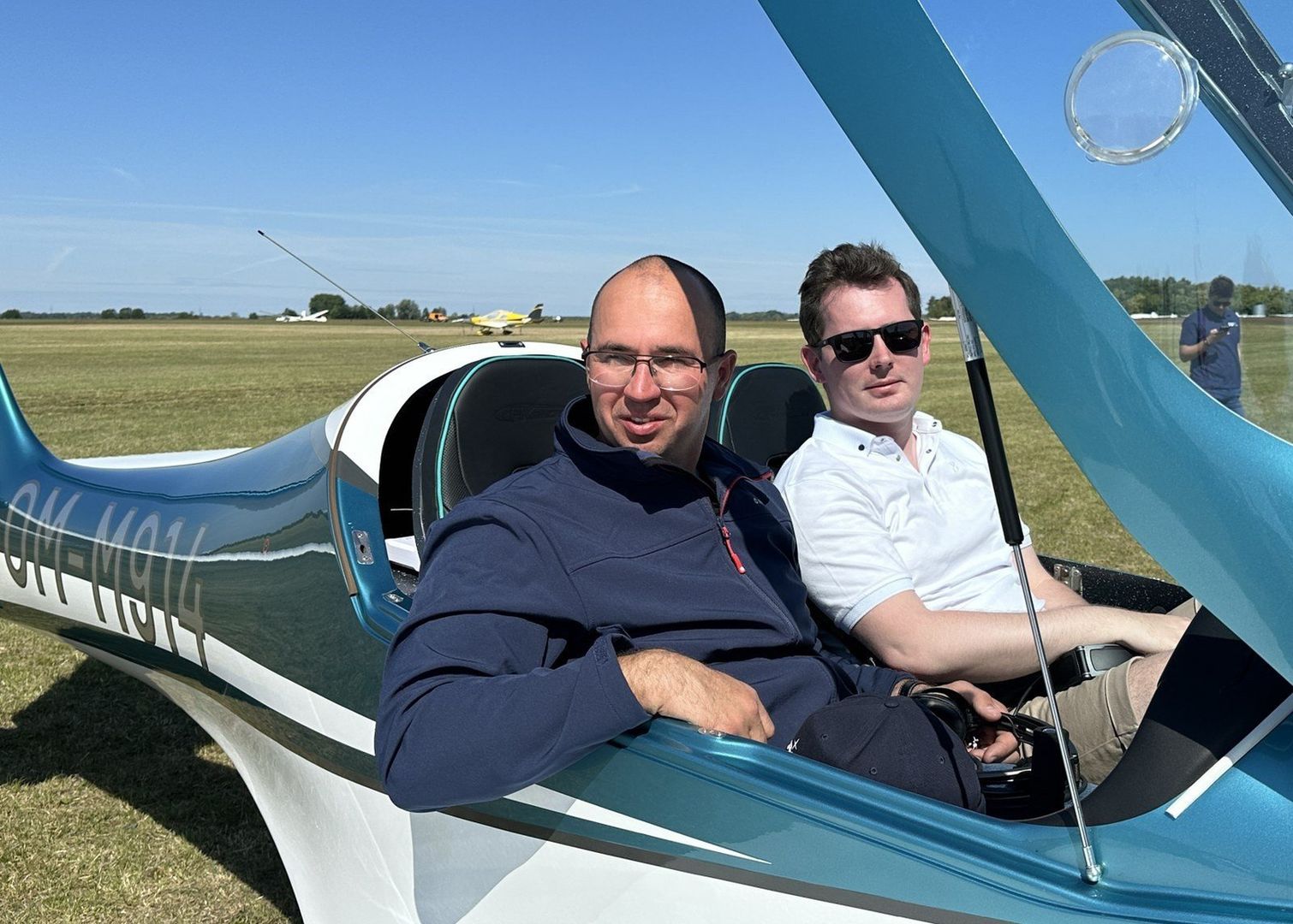 Ultralight Days Leszno to jedna z ważniejszych imprez w Polsce, w całości przeznaczonej lotnictwu lekkiemu. Na płycie lotniska zaprezentowano nieduże samoloty. Wydarzenie miało miejsce 24 i 25 maja 2025 toku