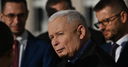 Kaczyński w szpitalu. Rzecznik PiS uspokaja