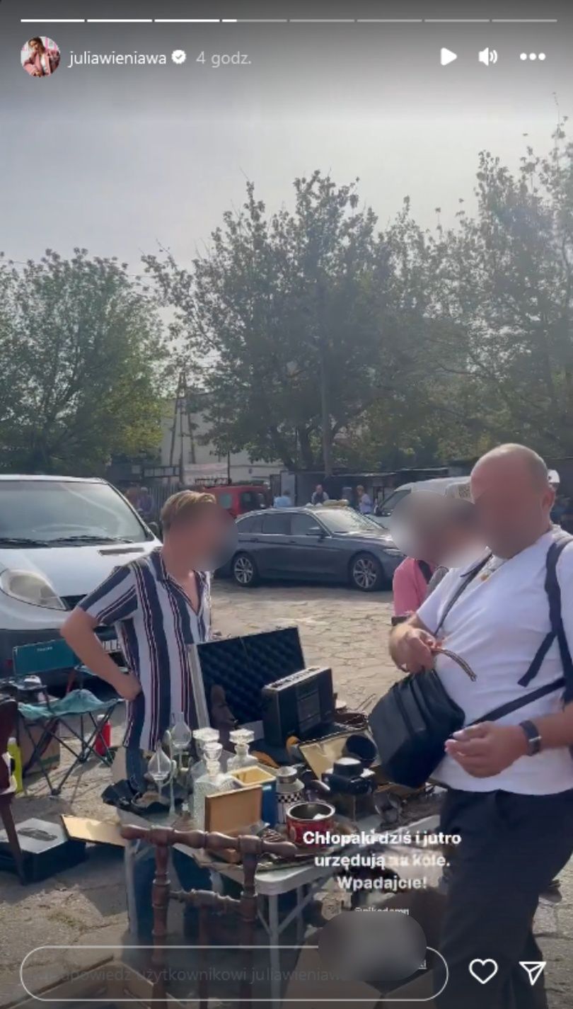 Julia Wieniawa odwiedziła Nikodema Rozbickiego na targu staroci