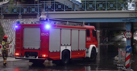 Pogoda. Gwałtowne burze nad Polską. Zalane drogi i piwnice. Ogromne zniszczenia