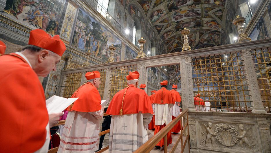 VATICAN CITY, VATICAN - MARCH 12: (EDITOR NOTE: STRICTLY EDITORIAL USE ONLY - NO MERCHANDISING). Cardinals attend the Conclave for the election of a new Pope at the Sistine Chapel on March 12, 2013 in Vatican City, Vatican. Pope Benedict XVI successor is being chosen by the College of Cardinals in Conclave in the Sistine Chapel. The 115 cardinal-electors, meeting in strict secrecy, will need to reach a two-thirds-plus-one vote majority to elect the 266th Pontiff.  (Photo by L'Ossservatore Romano - Vatican Media via Vatican Pool/Getty Images)