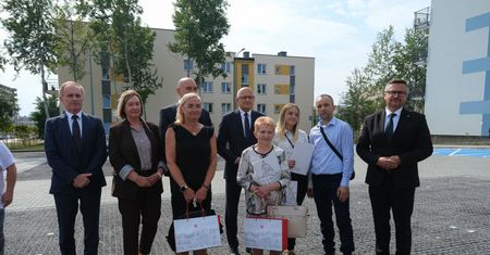 Lublin: 121 rodzin dostanie klucze do miejskich mieszkań. "Najszczęśliwszy dzień w życiu"