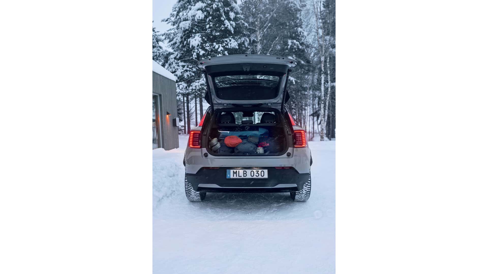 Volvo EX30 Cross Country