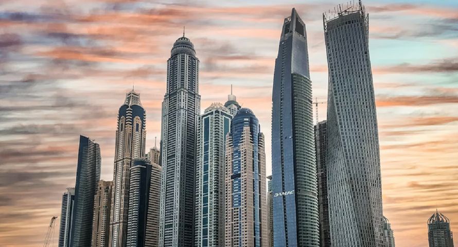 Agencje reklamowe z Dubaju reagują na ataki. Praca zdalna i wsparcie