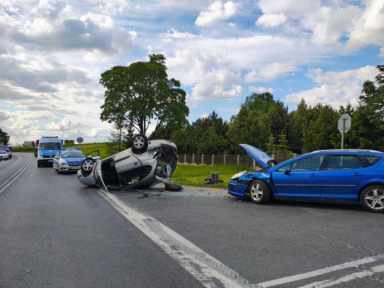 Wypadek w Cekanowie - trzy osoby w szpitalu!
