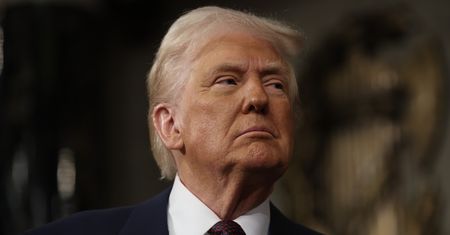 Ekspert o rozmowach Trumpa z Putinem. Ulga, że "nie oddał jeszcze więcej"