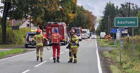 Wypadek w Adolfowie: pasażer ranny przez kamień spod ciężarówki