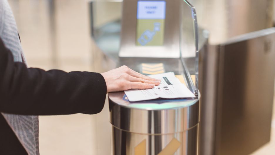Nowy system FaceBoardingu umożliwi podróżnym poruszanie się po lotnisku bez konieczności okazywania dokumentu tożsamości oraz karty pokładowej