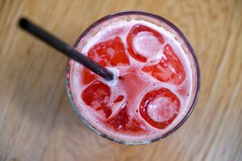 W Niemczech zakaz, Polacy wciąż spożywają. Lepiej uważać