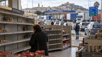 Włochy na skraju paraliżu. Brakuje paliwa, sklepy pustoszeją, a słynne fabryki makaronu wstrzymują produkcję
