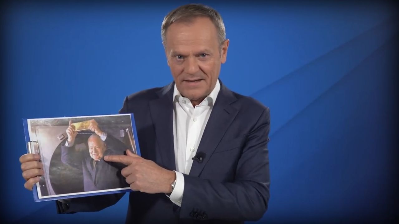 Donald Tusk o podwyżkach stóp procentowych: dla rządzących złoto, dla ludzi - miska ryżu