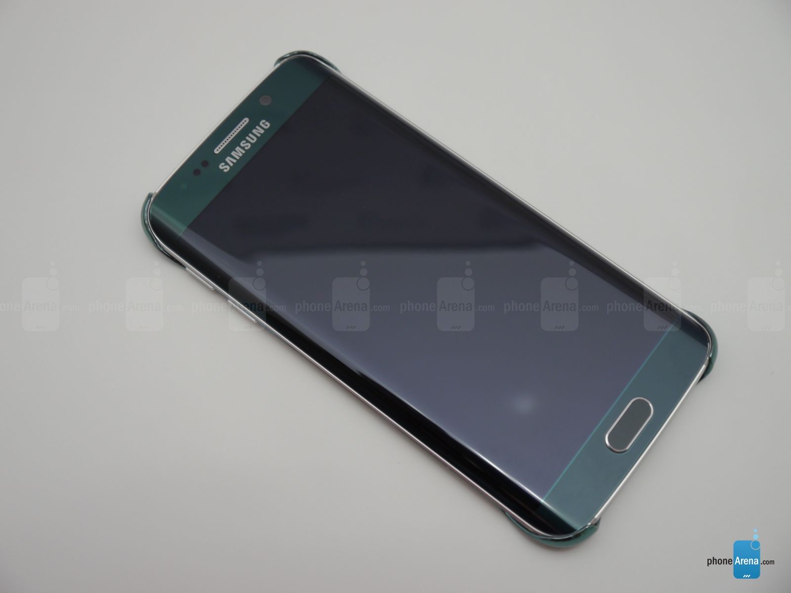 Zobacz i oceń oryginalne etui dla Samsunga Galaxy S6 i S6 Edge 8