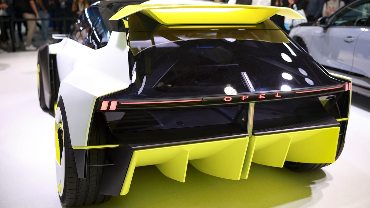 IAA Mobility 2025 - Polityka Stellantisa zmienia kurs