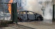 Pożar toyoty prius w Warszawie. Auto spłonęło doszczętnie