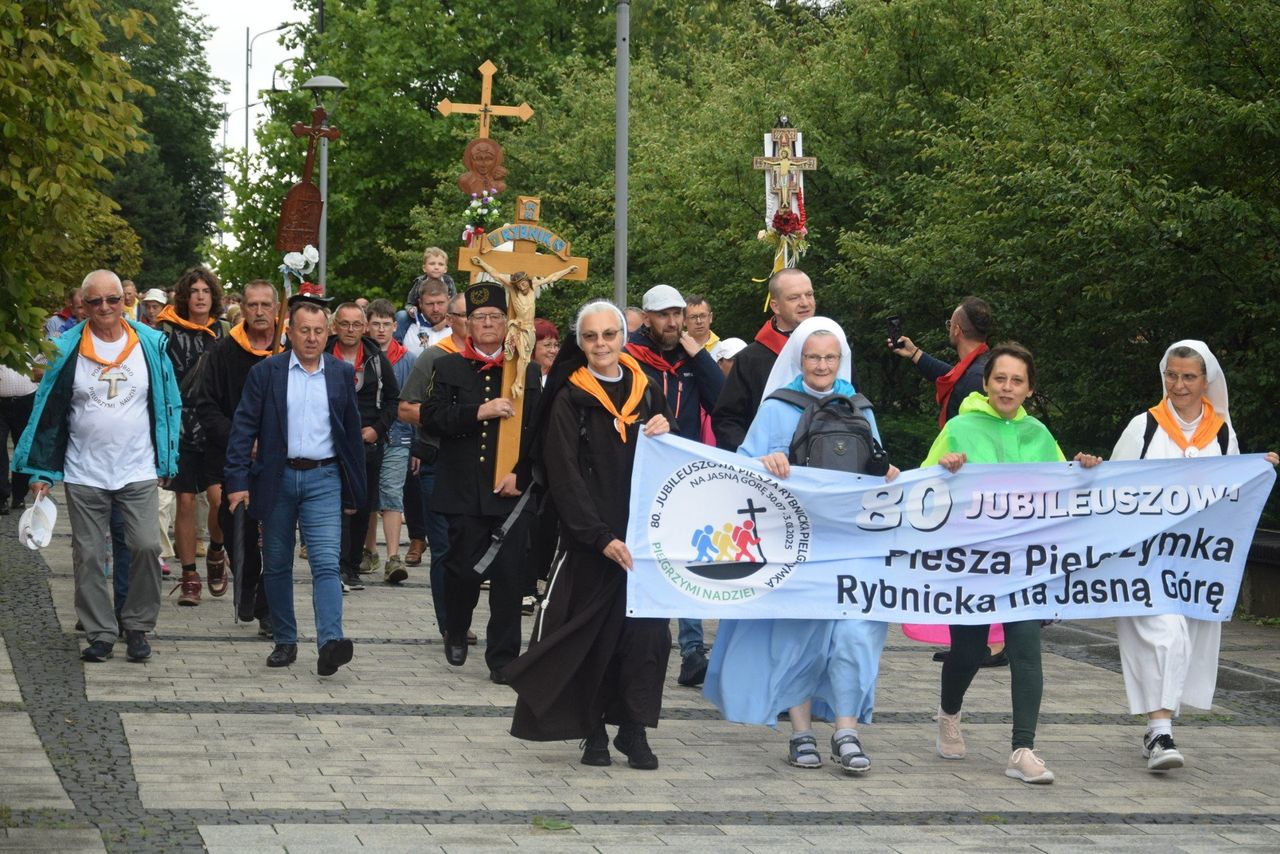 80 Piesza Rybnicka Pielgrzymka na Jasną Górę zakończona. Pątnicy wrócili z Częstochowy. Zobaczcie zdjęcia
