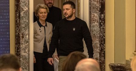 Kijów blokuje 5 z 10 reform ws. walki z korupcją. Komisja Europejska upomina Ukrainę