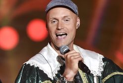 Krawczyka Juniora od bezdomności ratowała dziewczyna. Teraz ma do niego żal