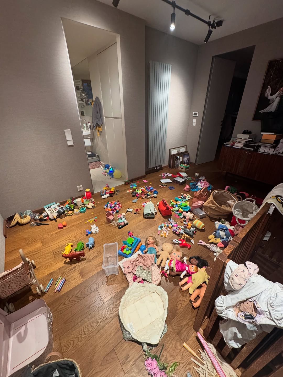 Tak mieszkają Andrzej Wrona i Zofia Zborowska