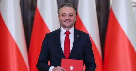 Media Sakiewicza biją w nowego szefa BBN. W PiS mówią: "To świństwo". Kulisy nominacji