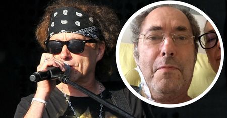 Dramat polskiego muzyka. Lider Püdelsów walczy z rzadkim nowotworem. "Uszkodzone nerwy, zaniki mięśni"