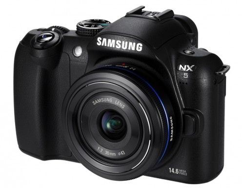 Samsung NX5, młodszy brat NX10