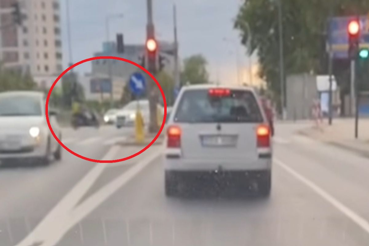 Nagranie z wypadku. Motocyklista wyleciał w powietrze