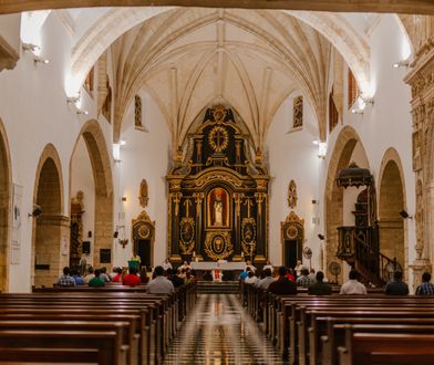 Skandal w kościele. Ksiądz musiał przerwać mszę