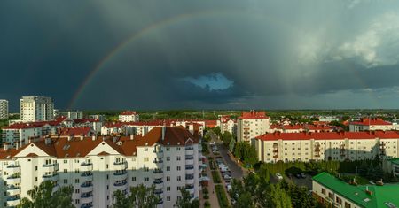 Rządowy program rozgrzewa rynek mieszkaniowy. Polacy w blokach startowych
