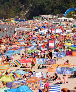 Parawany na polskich plażach. Wiemy, co myślą o nich turyści