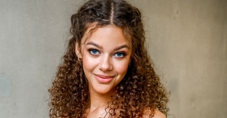 Emilia Dankwa relacjonuje KOLEJNĄ studniówkę. Znów zaszalała z kreacją (ZDJĘCIA)