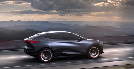 Frankfurt 2019: Cupra Tavascan - przyszłość należy do aut elektrycznych