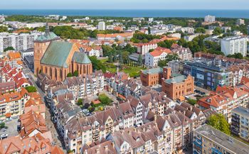 Pogoda w Kołobrzegu. Prognoza na niedzielę 14 grudnia. Mgły nad ranem, sucho i umiarkowany wiatr