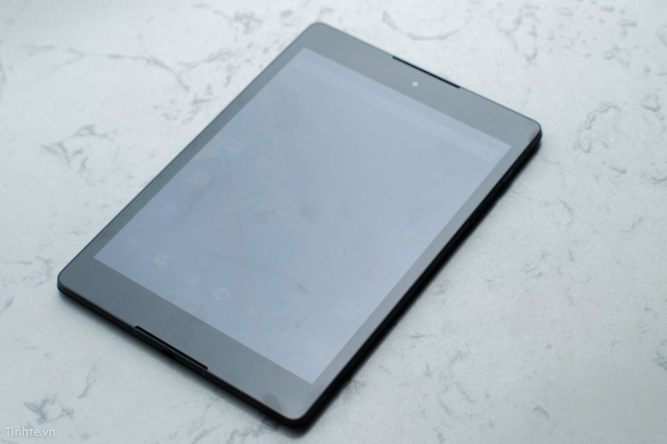 Wreszcie ładny Nexus. Widać rękę projektantów HTC 16