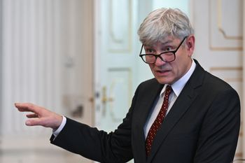 Dyrektor Pałacu w Wilanowie zdymisjonowany. Ministra miała dość