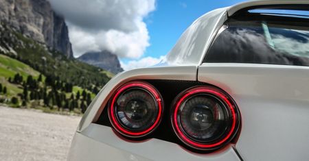 SUV Ferrari zadebiutuje jeszcze w 2022 roku. Co o nim wiemy?