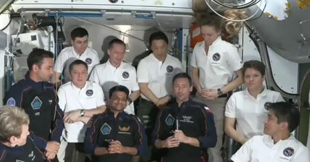 Polak został 635. astronautą w kosmosie. Zwrócił się do rodaków