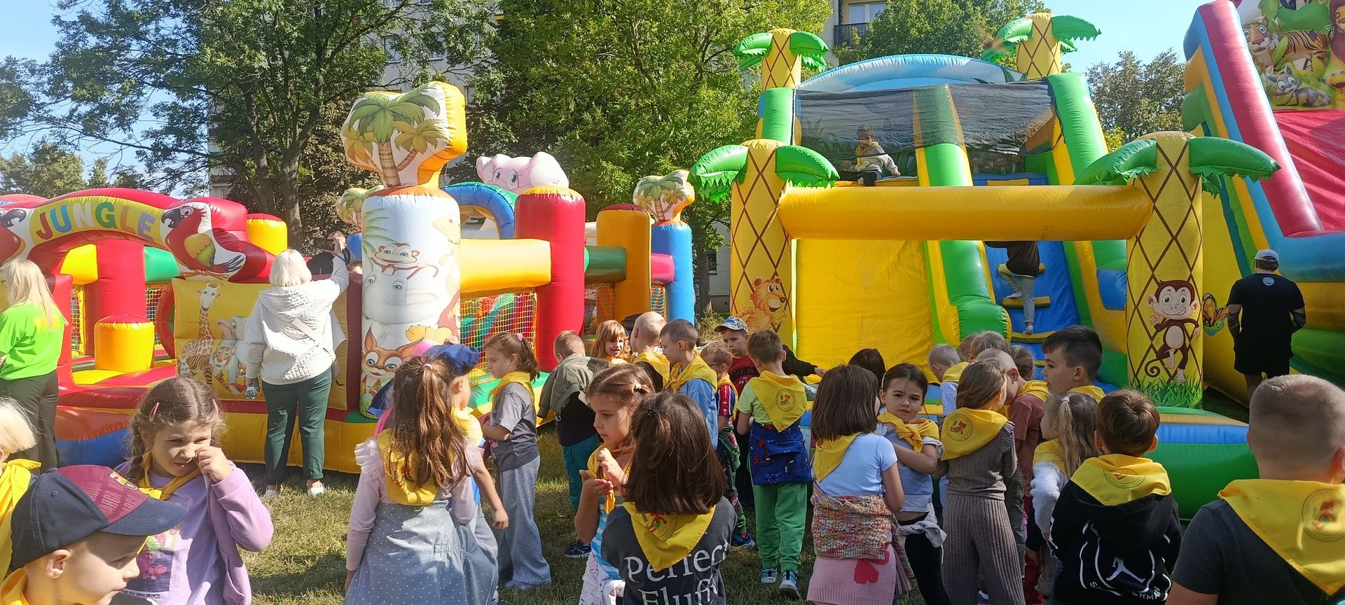 Prawie 1500 osób posprzątało Ostrowiec.