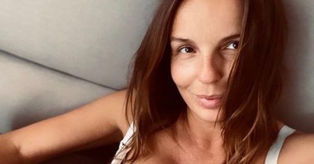 Agnieszka Włodarczyk WYPINA PIERŚ na dowód, że rozwiązała problemy z laktacją (FOTO)