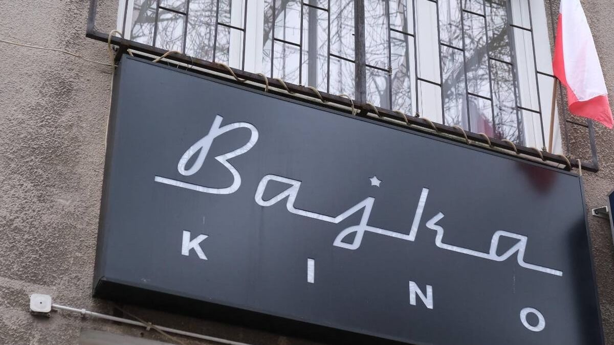 Szyld Kino Bajka