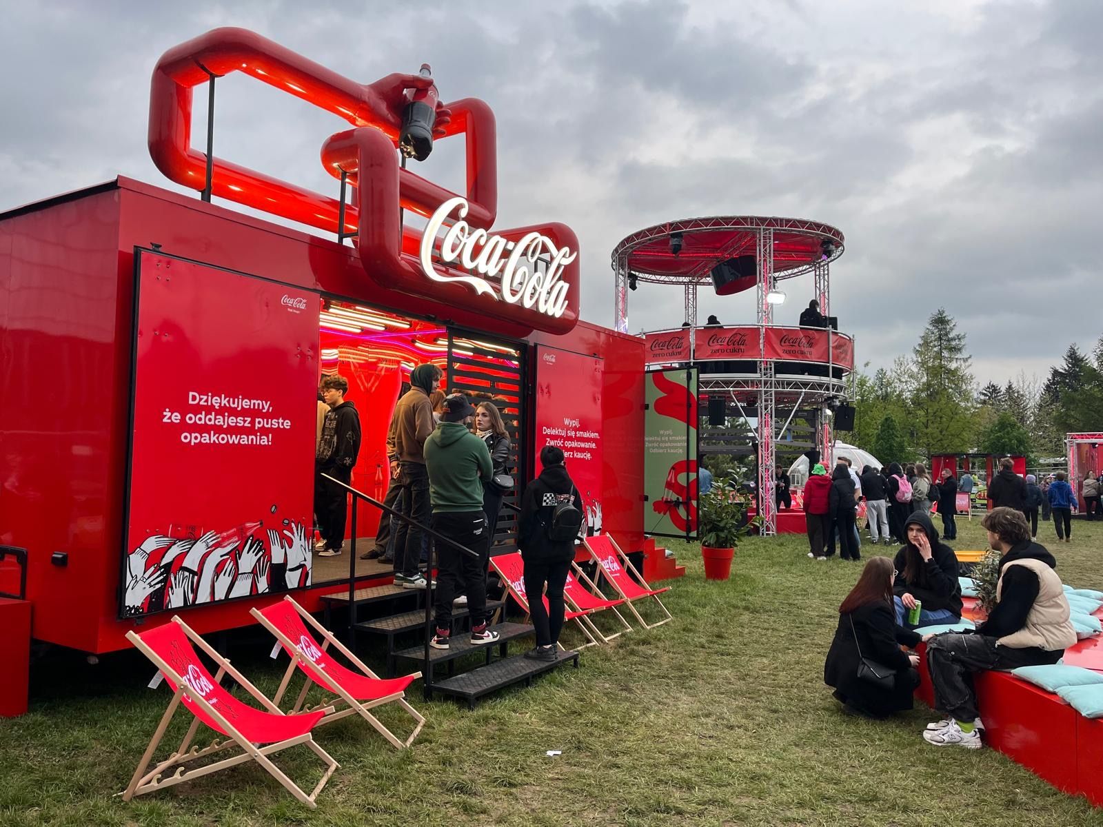 Coca-Cola HBC Polska i Kraje Bałtyckie podsumowuje postępy w obszarze zrównoważonego rozwoju w 2025 roku i przedstawia priorytety na kolejne lata